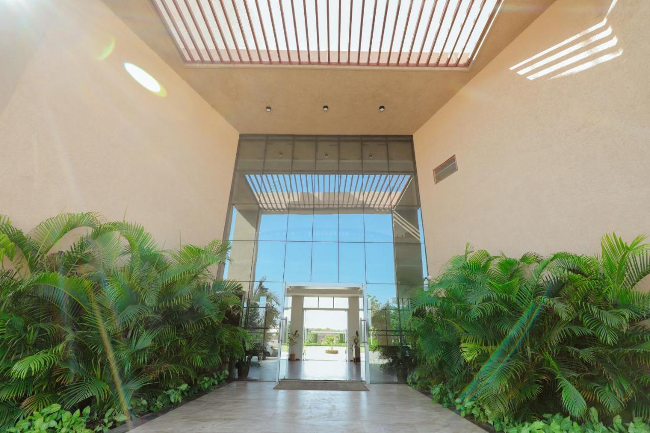 Club Heaven Palanpur Hotel Екстериор снимка